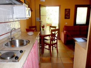 Apartamento con cocina